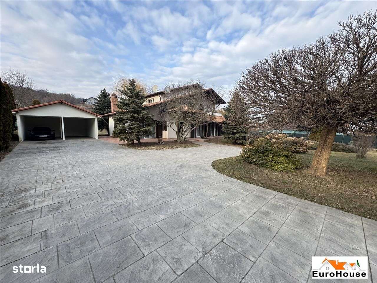 Casa superba de vanzare in Alba Iulia - Imagine principală: 2/20