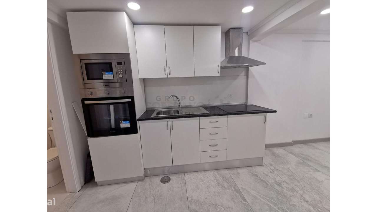 Apartamento T2 em Vale de Milhaços-1