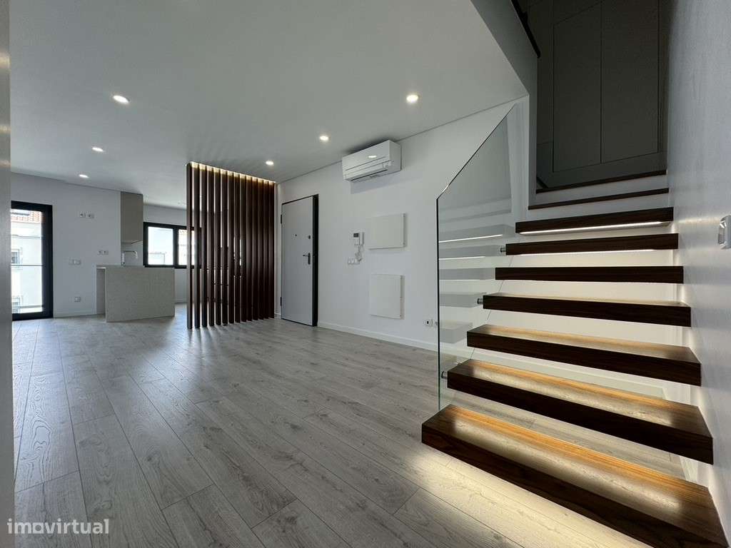 Apartamento T4 duplex Alcochete | Garagem em 'BOX' | 2 Terraços | C... - Grande imagem: 4/28