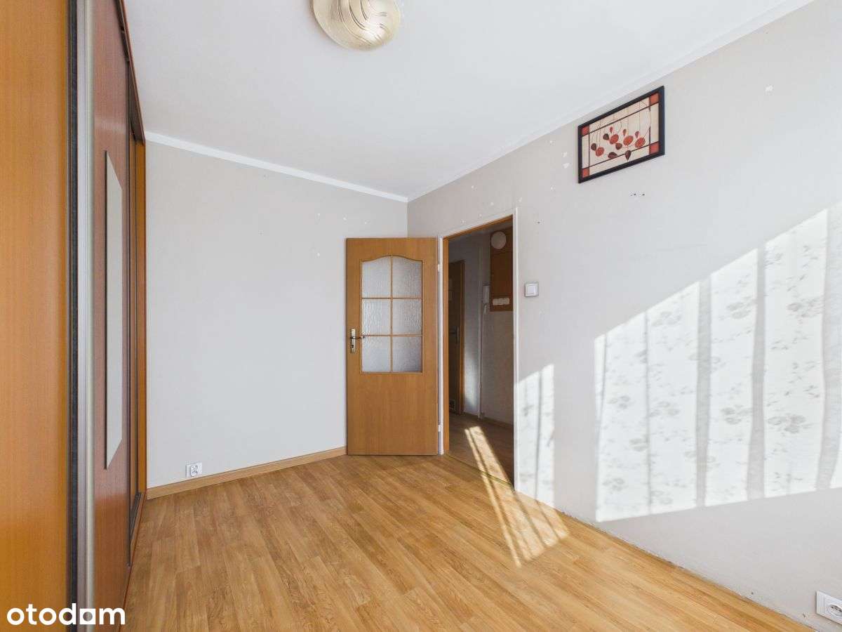 3 pokoje z balkonem w centrum miasta-11