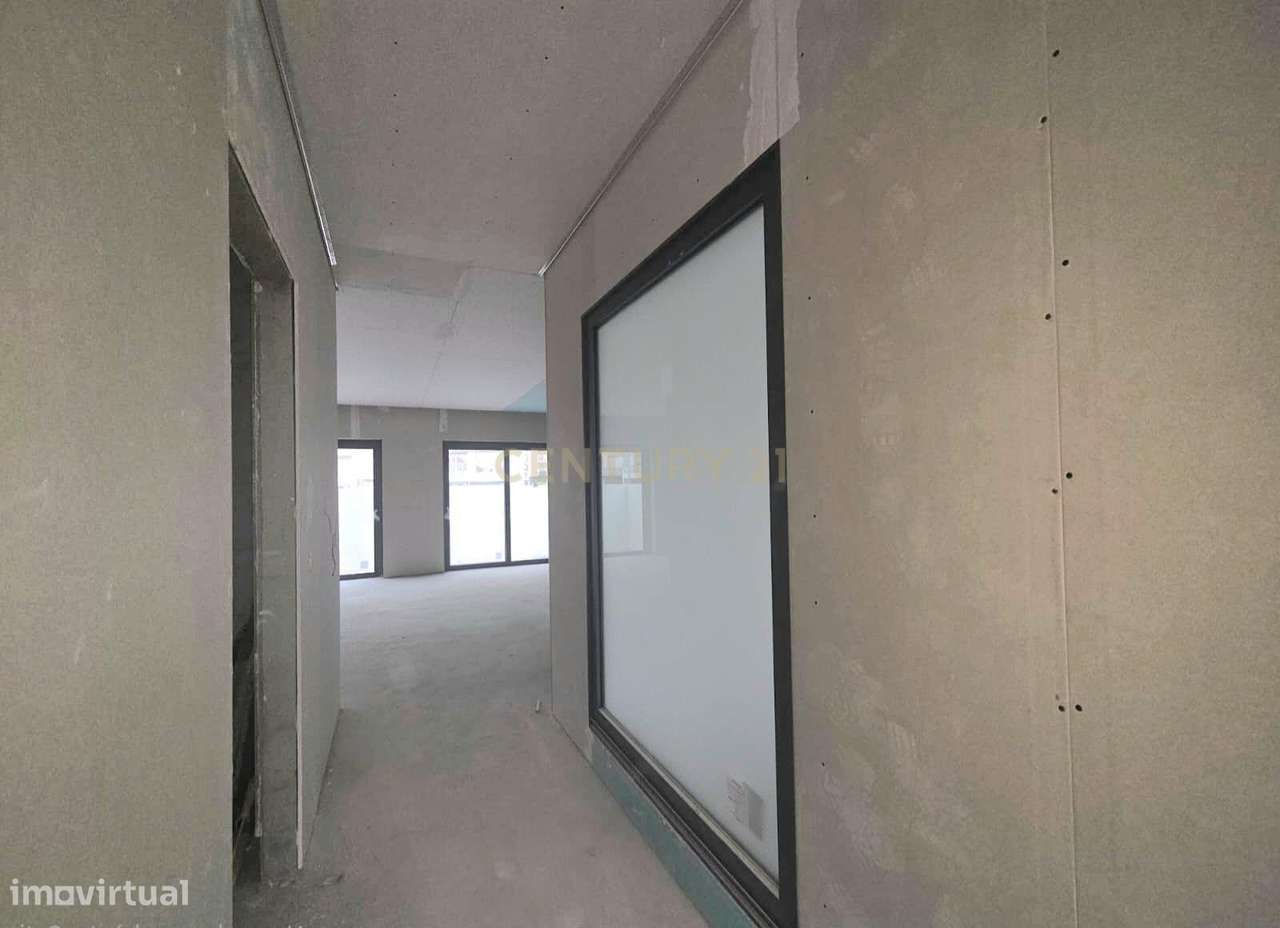 Moradia com Três Quartos em Construção na Póvoa de Varzim - Grande imagem: 5/38