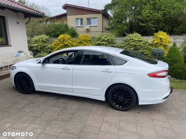 Ford Mondeo - 29