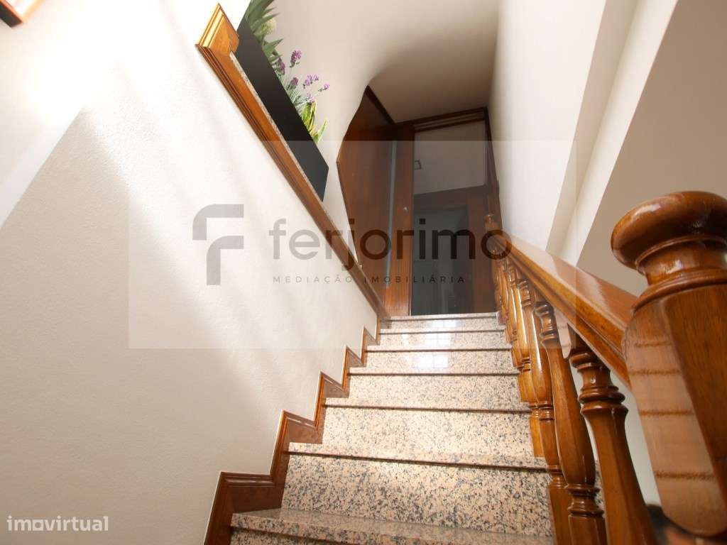 Espetacular Moradia Isolada T4-17