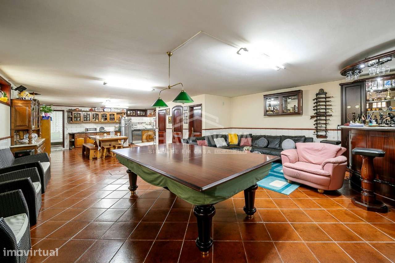 Moradia Isolada T4+1 em Miramar-13