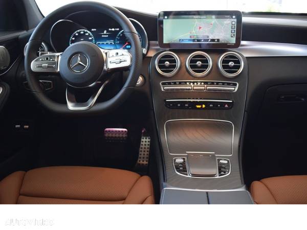 Mercedes-Benz GLC 300 e 4MATIC - 15