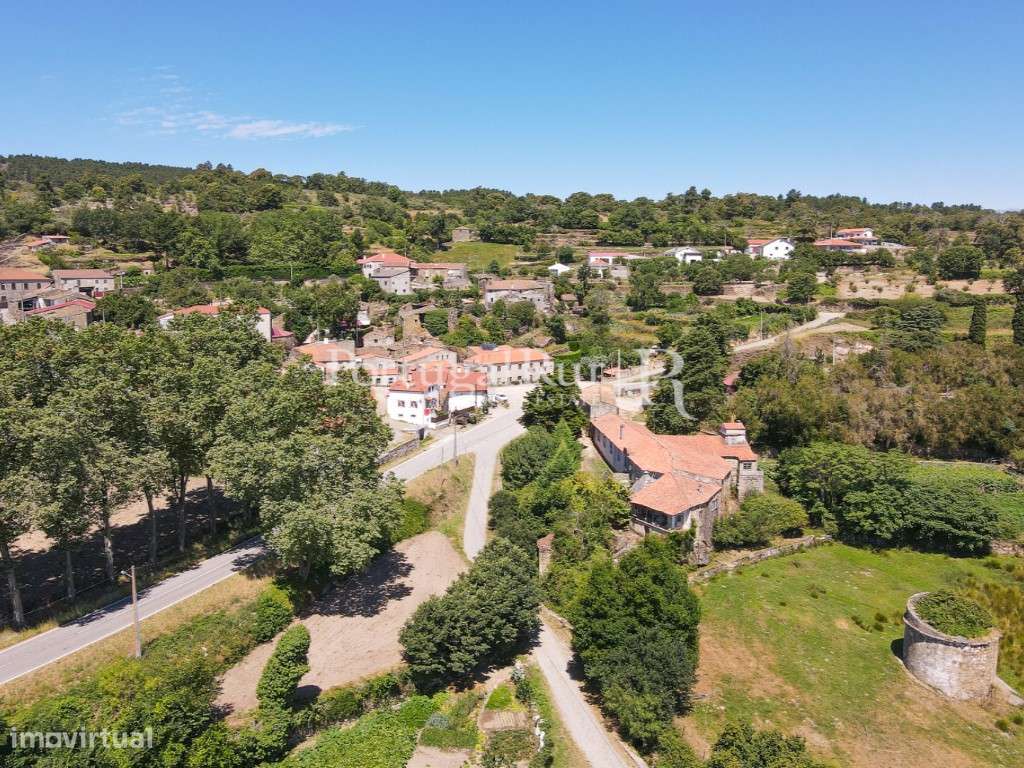 Casa Senhorial com Piscina Proximidades de Trancoso-5