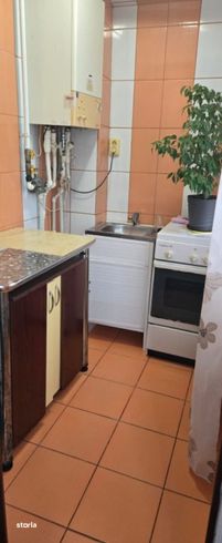 Apartament 2 camere, etaj 1 - str. Minerilor, Targu Jiu-11