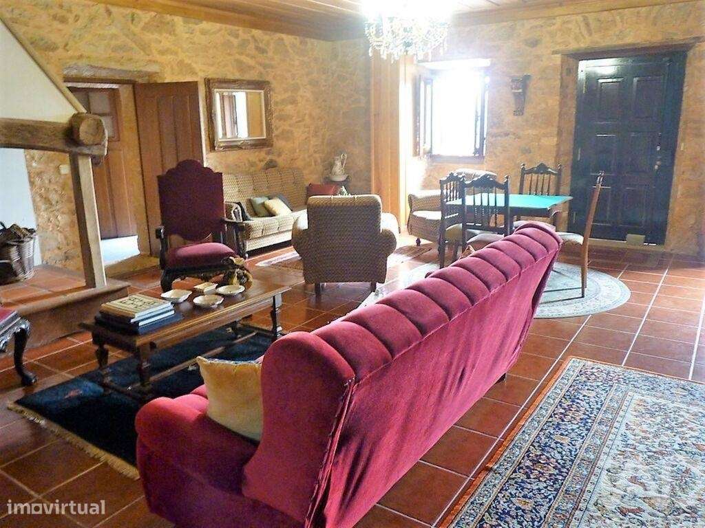 Casa T4 em Fátima de 664,00 m2 - Grande imagem: 4/30