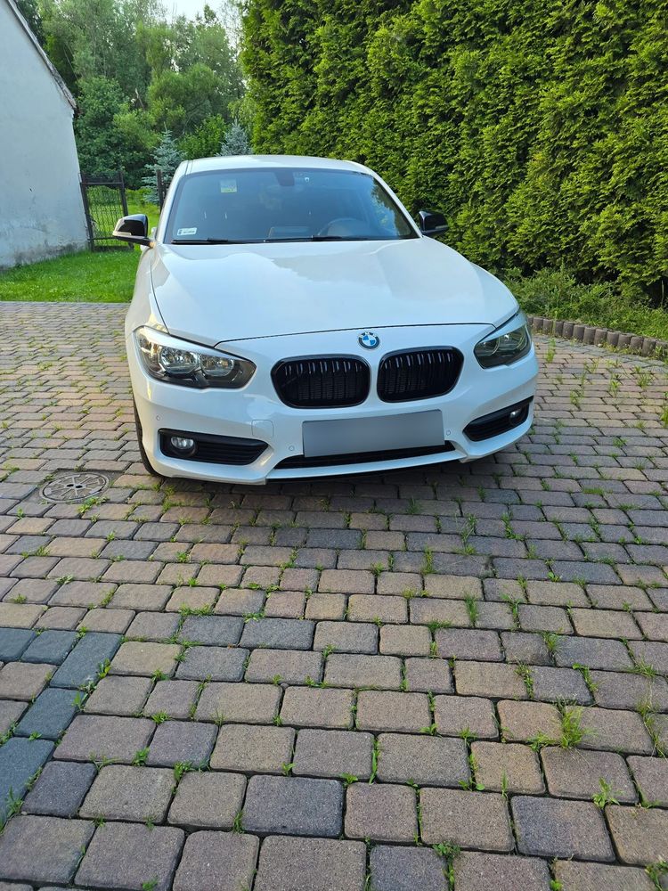 BMW 1 Series F20/F21 118i Sport Line 2016