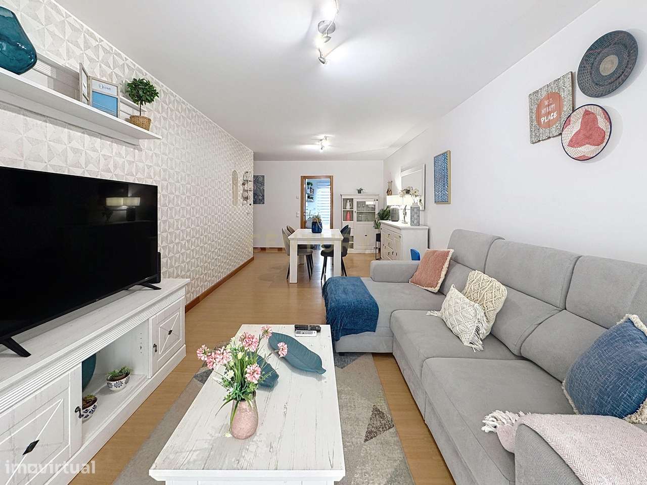 Apartamento Moderno e acolhedor com Vista para a Praia na Nazaré - Grande imagem: 2/25