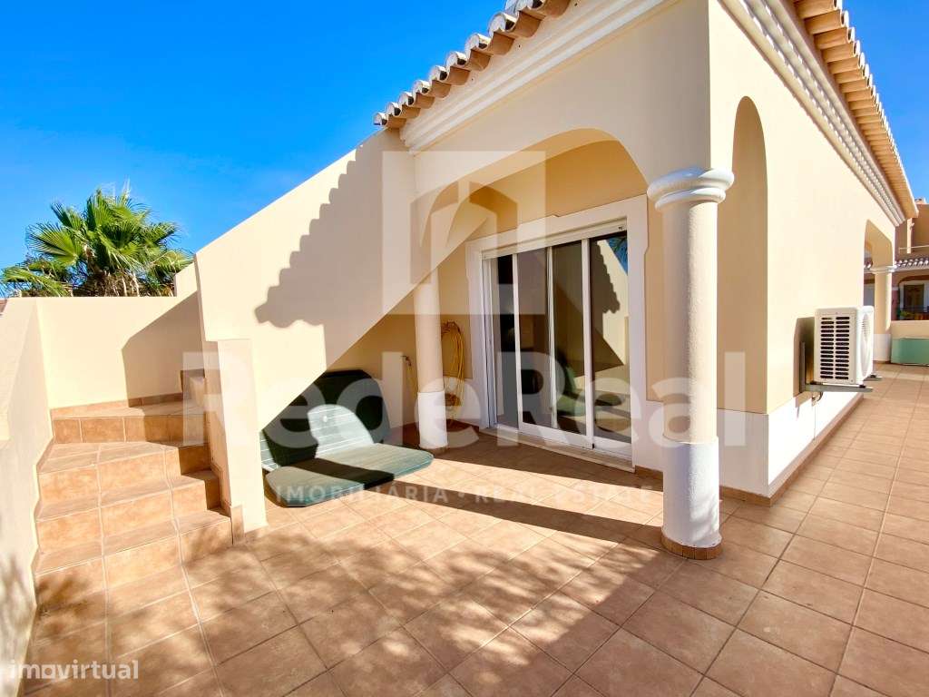 Moradia com Piscina perto da praia-23