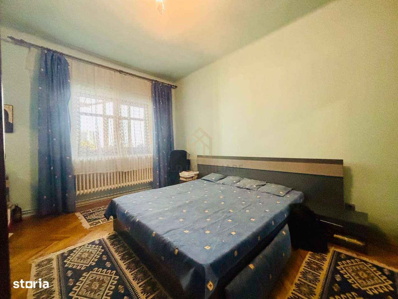 Casă de vânzare – 3 camere, zonă excelentă, lâ-7