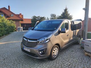 opel vivaro tour