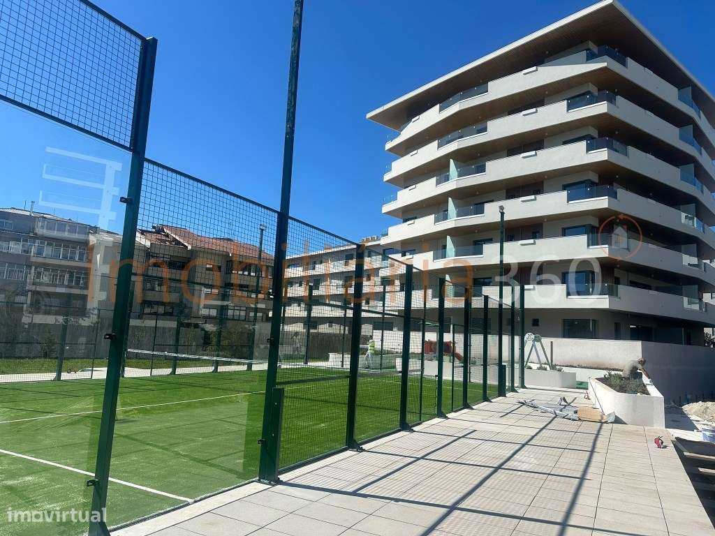 ** Apartamento T3 no Senhora do Porto Residence **-30