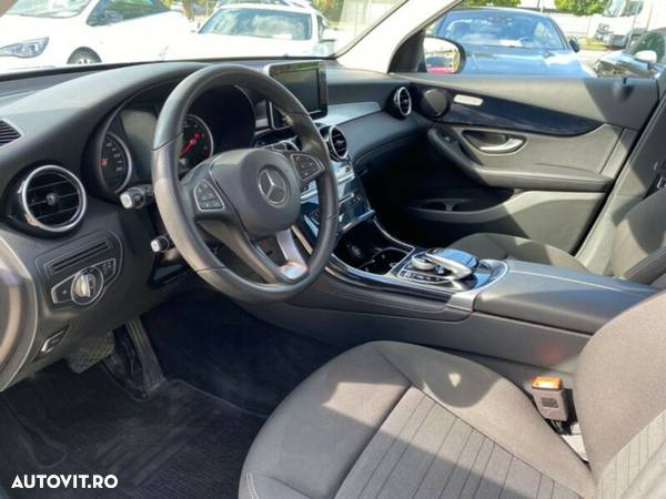 Mercedes-Benz GLC 220 d 4MATIC - 8