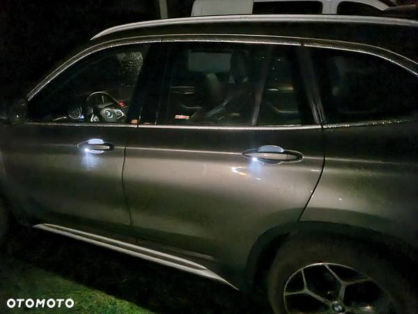 BMW X1 sDrive18d xLine - 21