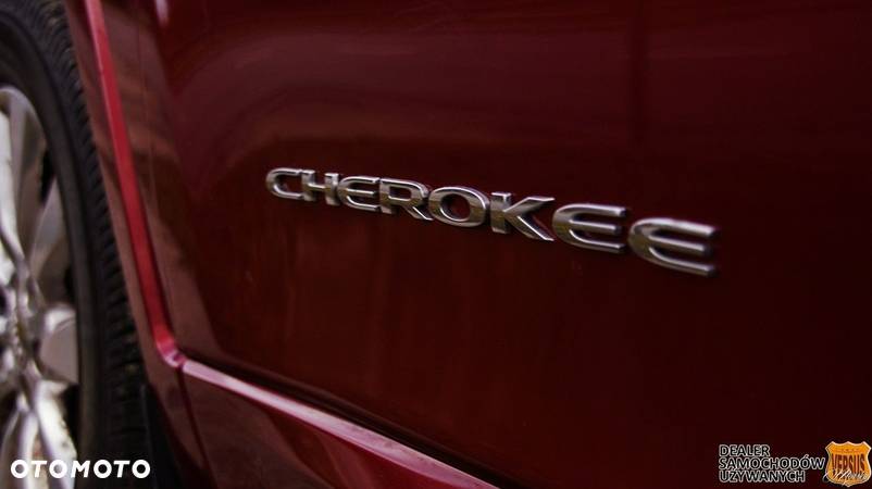 Jeep Cherokee - 17