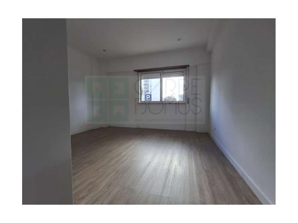 Apartamento T3 na Ramada, Odivelas - Grande imagem: 4/13