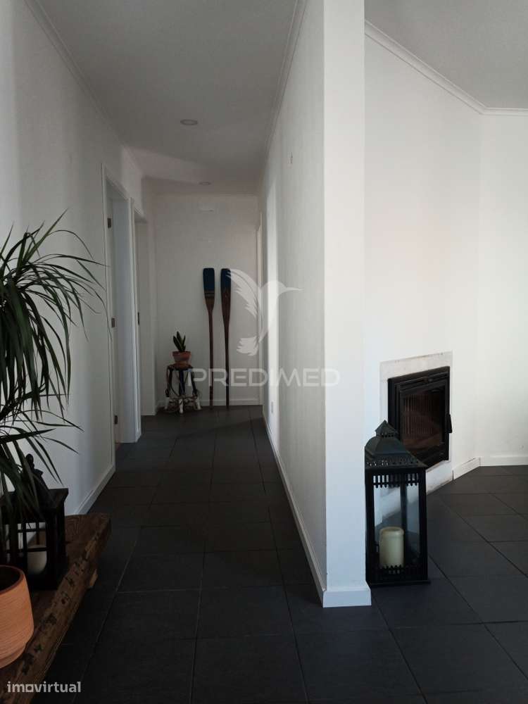 Moradia Bi-Familiar T6 com Espaço Exterior - V.N. Milfontes - Grande imagem: 4/24