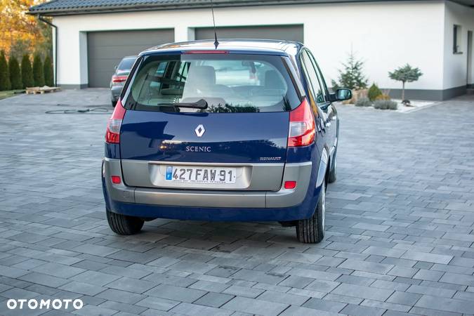 Renault Scenic - 16