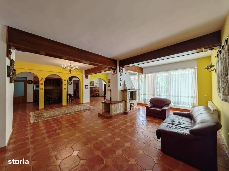 Vila in Pipera, spatioasa, retrasa, multifamiliala - intimitate totala-7