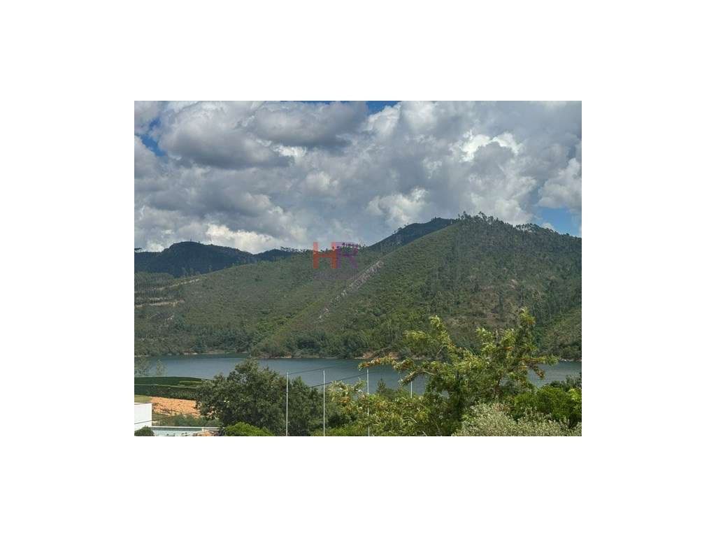 Moradia geminada nova em Águas Belas, Ferreira do Zêzere, com 3 qua...-35