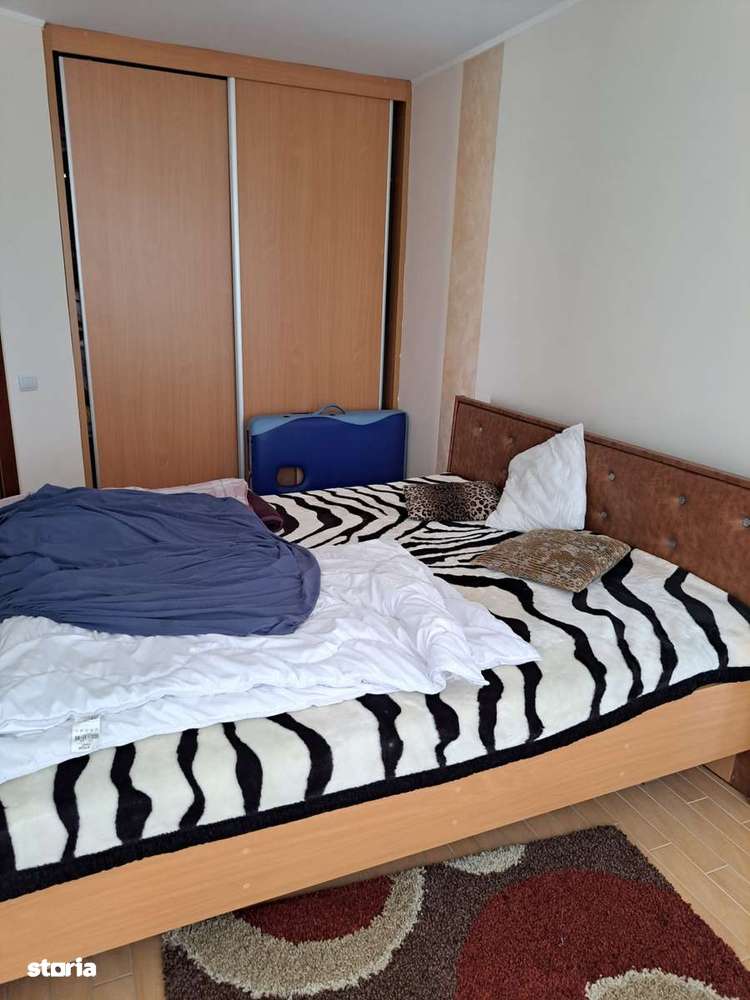 Casă P+E în cartierul Tineretului 3 camere, 2 băi, living, bucătărie-5