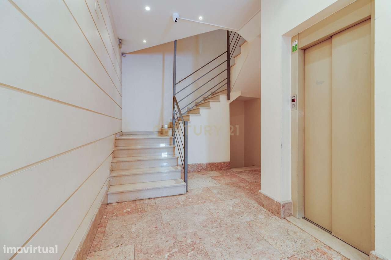 T2 de charme com 105m² na Baixa-Chiado | Rua da Misericórdia | Pronto-22