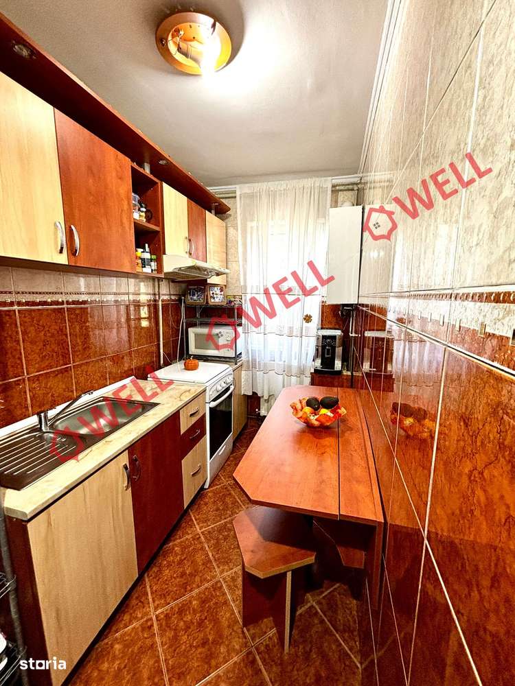 Apartament cu 2 camere de vânzare pe str. Vasile Goldiș! - Imagine principală: 4/13