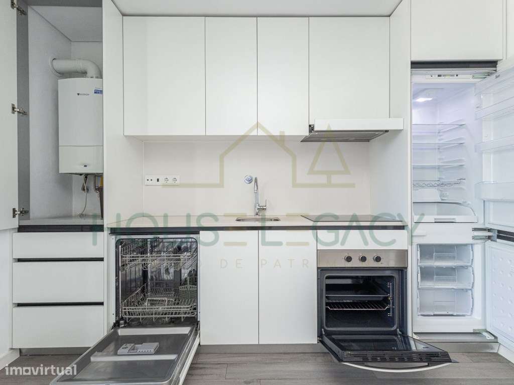 Apartamento T2 em frente ao Hospital São João-5