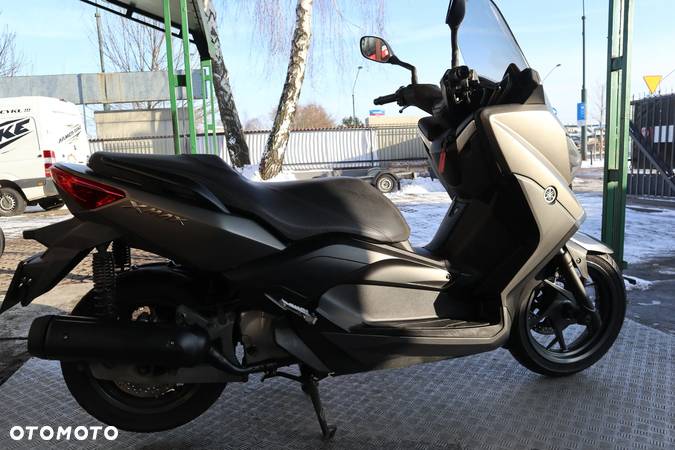 Yamaha X-max - 6