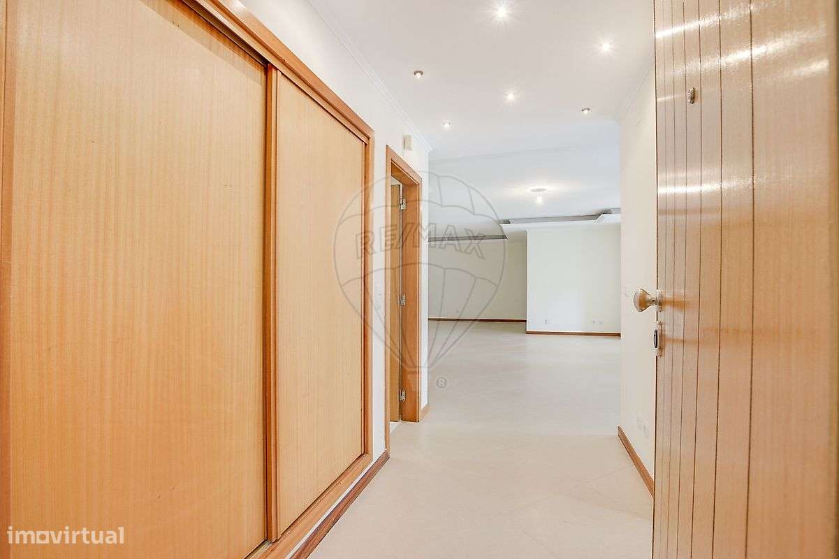 Apartamento T3 para arrendamento - Grande imagem: 4/45