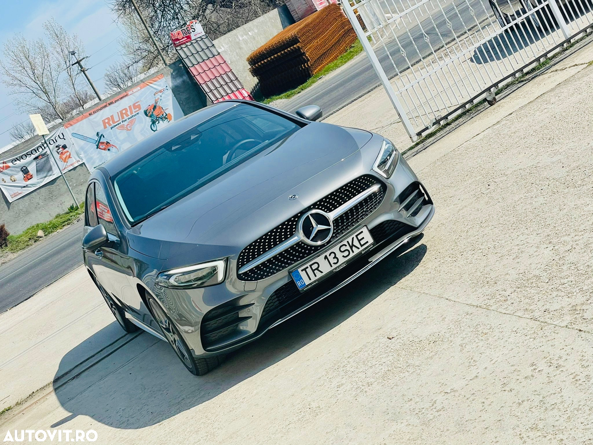 Mercedes-Benz A 220 4Matic 7G-DCT AMG Line - 21