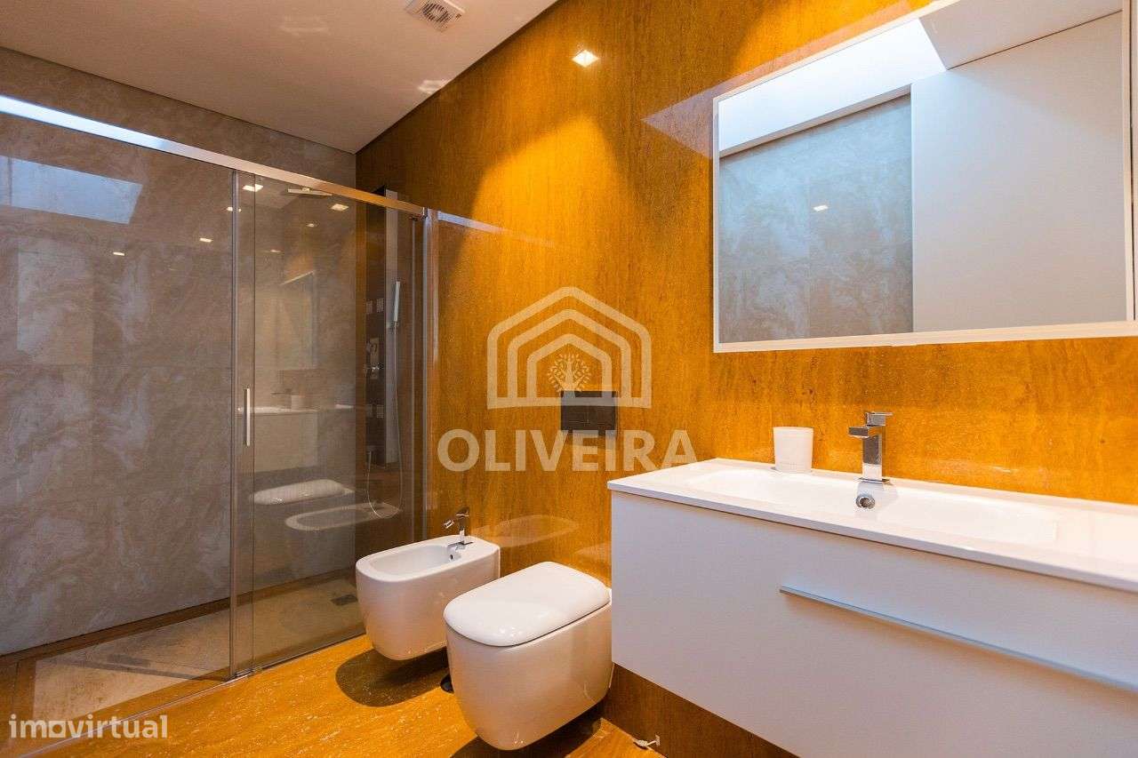 Moradia Térrea de Luxo em Barcelos-29