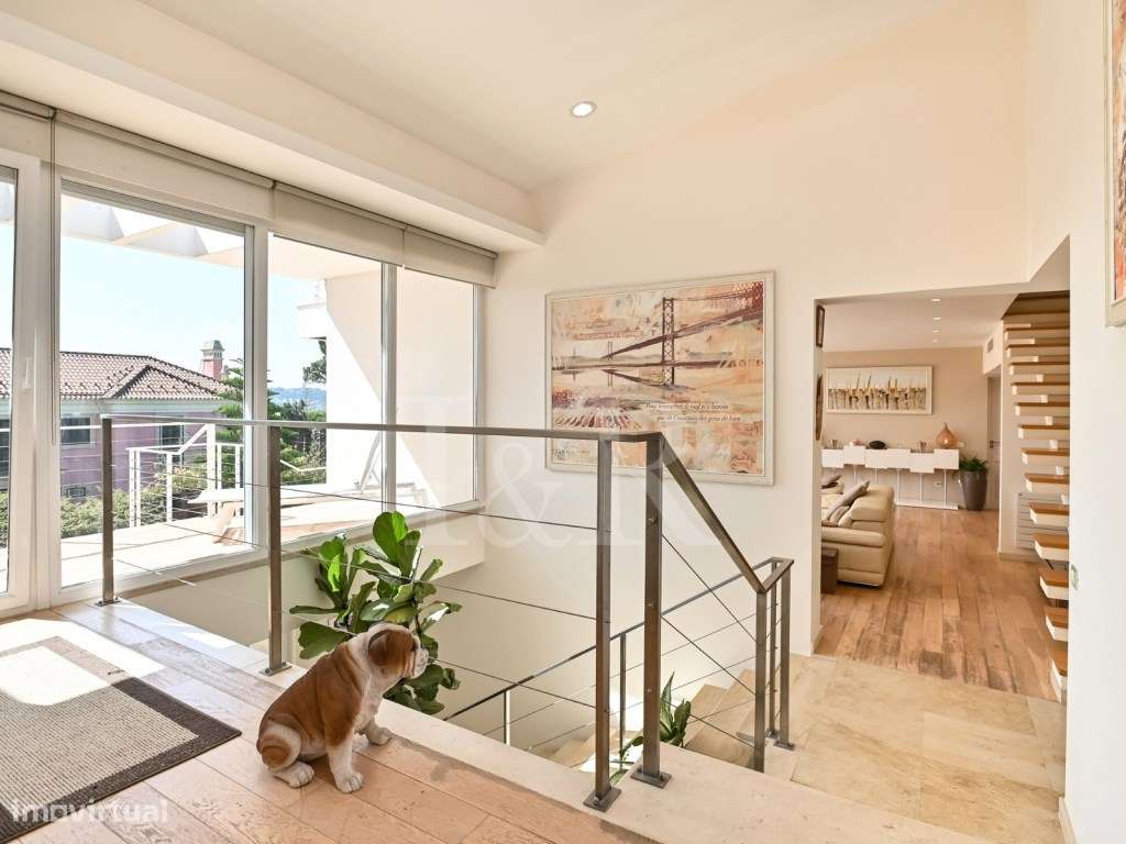 Moradia T6 com jardim, piscina e vista rio no Restelo, Lisboa-10