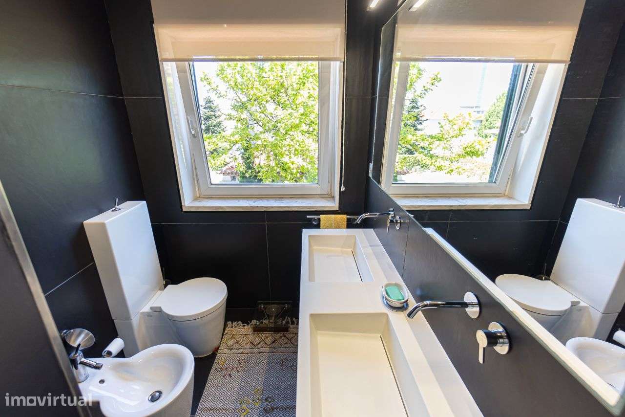 Moradia totalmente remodelada na melhor zona das Antas-36