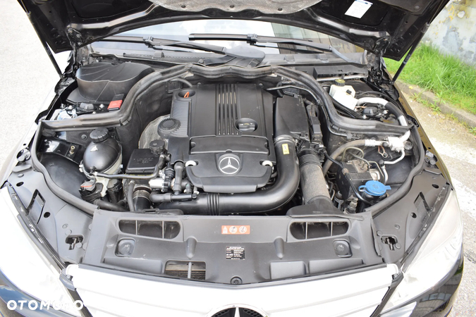 Mercedes-Benz Klasa C 180 CGI Automatik BlueEFFICIENCY Elegance - 36