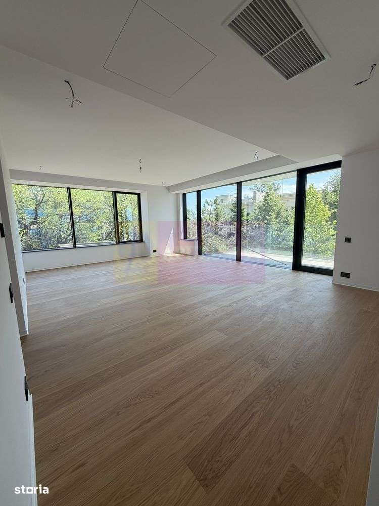 Apartament 4 camere ONE LAKE CLUB , LUX