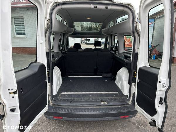 Opel Combo - 21