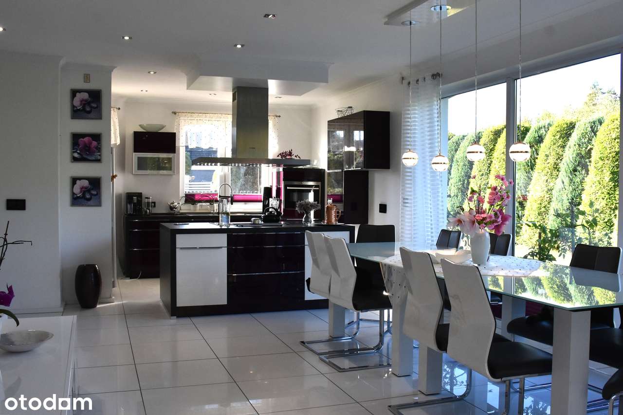 Dom parterowy z poddaszem użytkowym, garaż, ogród-9