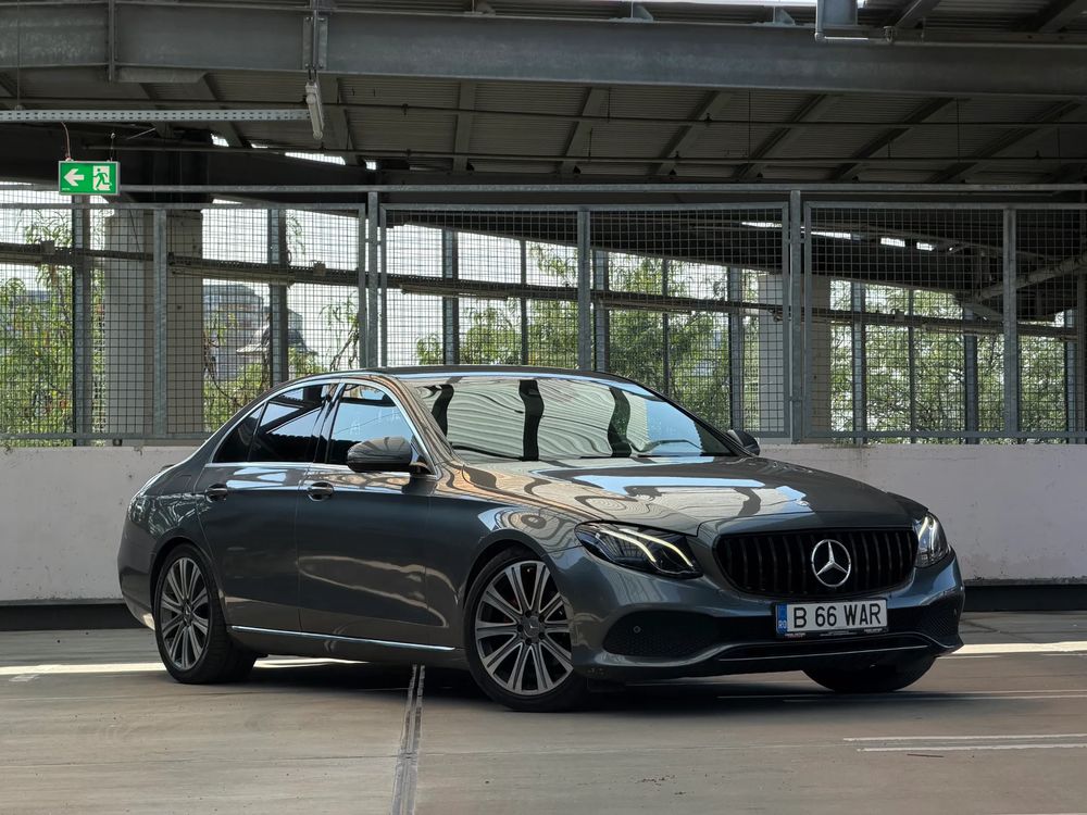 Mercedes-Benz E W213 [2016 - 2023] 220 d Aut. 2016