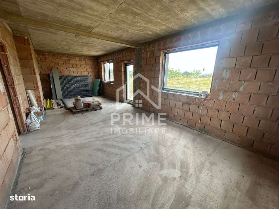 Casa individuala la rosu interior, 4 camere, zona Cetate - Imagine principală: 4/12