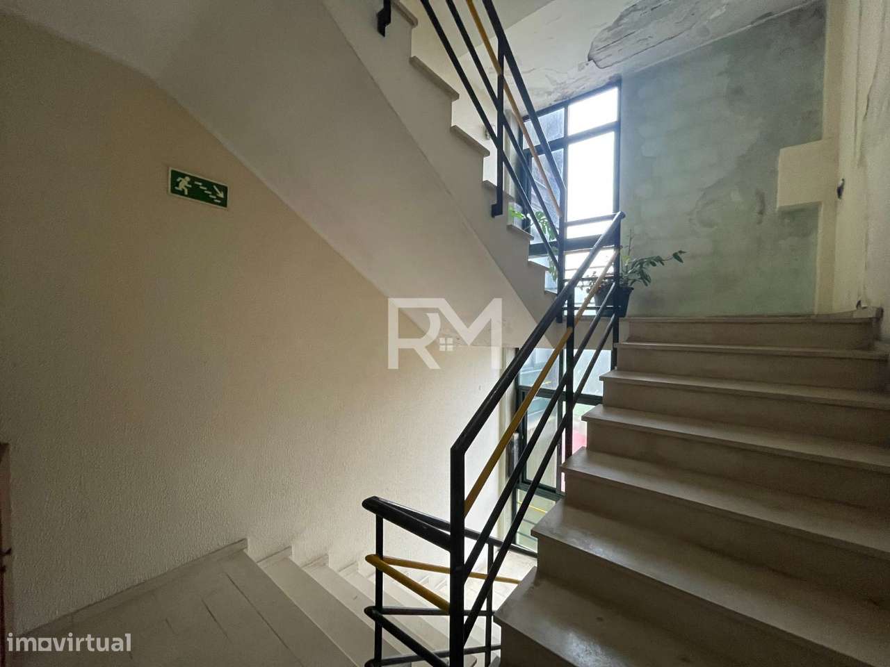 APARTAMENTO T2 EM BALTAR COM UM LUGAR GARAGEM-19