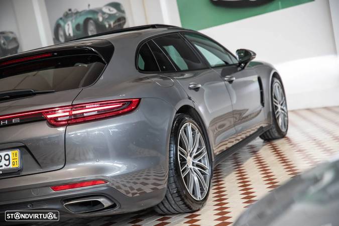 Porsche Panamera Sport Turismo 4 E-Hybrid - 6