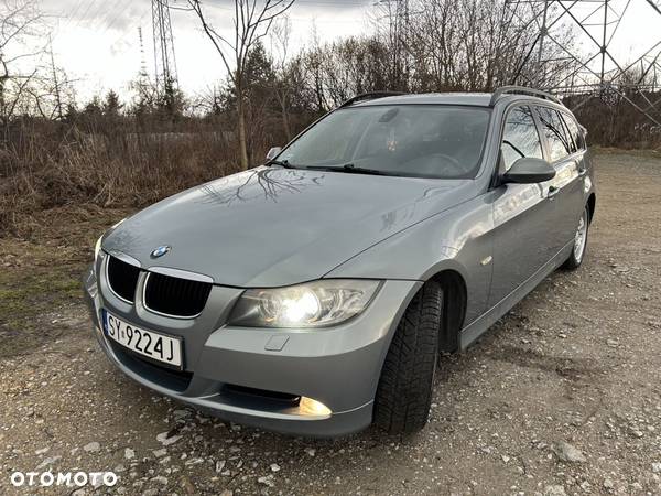 BMW Seria 3 318i - 34