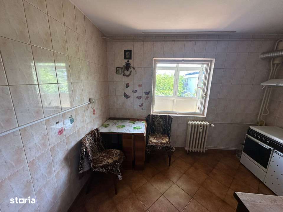 3 camere | Gorjului | Militari | Pacii | metrou 8' - Imagine principală: 5/9