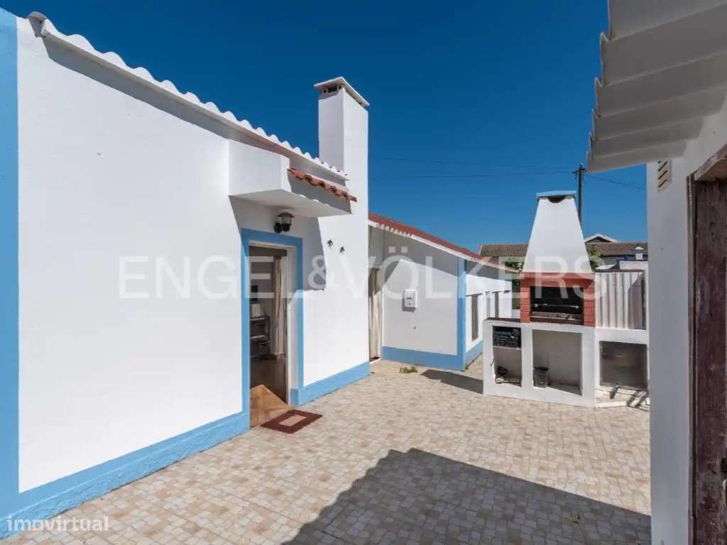 Moradia para renovar na Carrasqueira-20