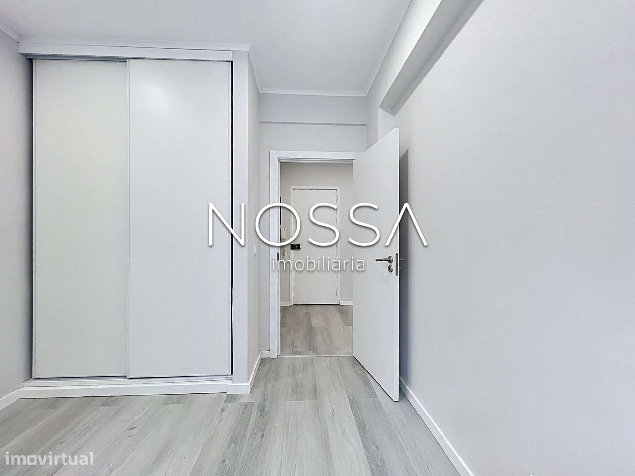 T1 Totalmente Remodelado | Amadora | Excelente Localização-22
