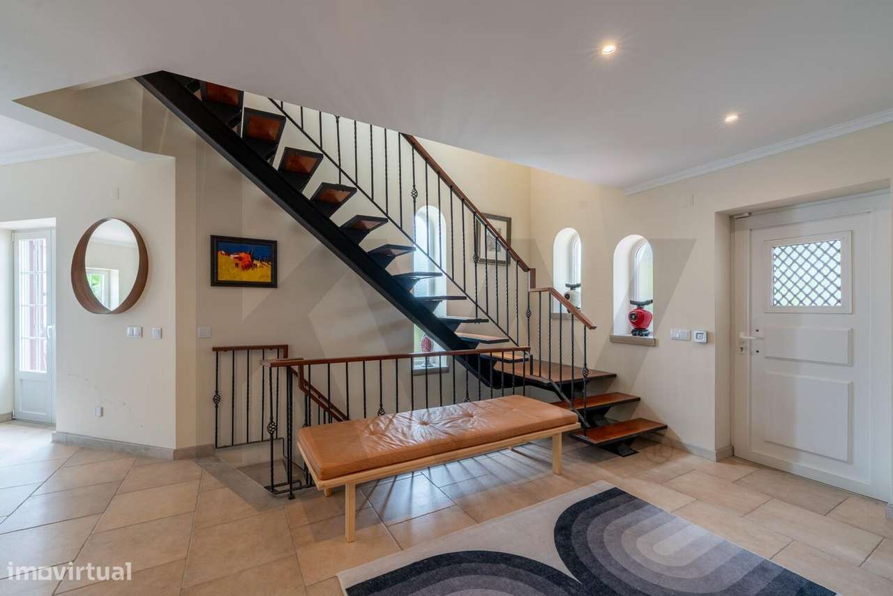 Moradia T4 com Piscina Aquecida e Vista Desafogada no Reguengo Grande - Grande imagem: 5/30