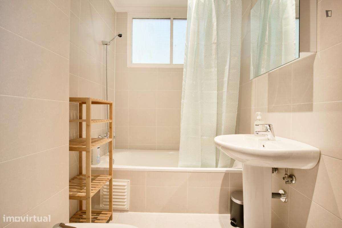 Quarto - localizado em Alvalade Lisbon - Grande imagem: 4/43